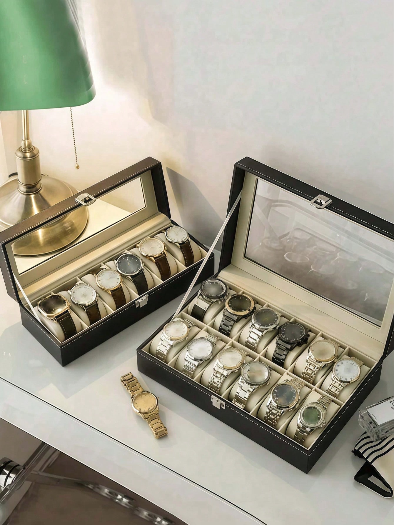 Caixa de Relógio de Couro com  - Model Kit Display avaliação e preço