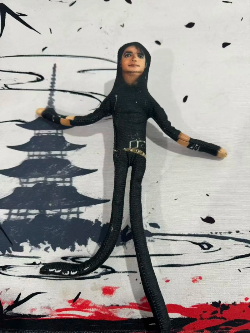 Novo Estilo Boneco de Pelúcia  - Model Kit Joints avaliação e preço